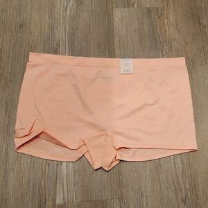 Women's Plus Size Seamless Boy Shorts Size 2X